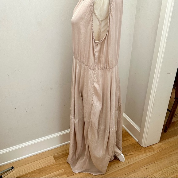 Privatsachen Light Taupe Silk Cocoon Dress, one size - Picture 5 of 15